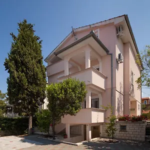 Juliette Apartman