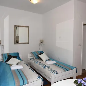Downtown Korina Apartment