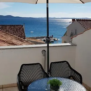 Appartement Rustic House Diklo 20m From The Sea, Zadar