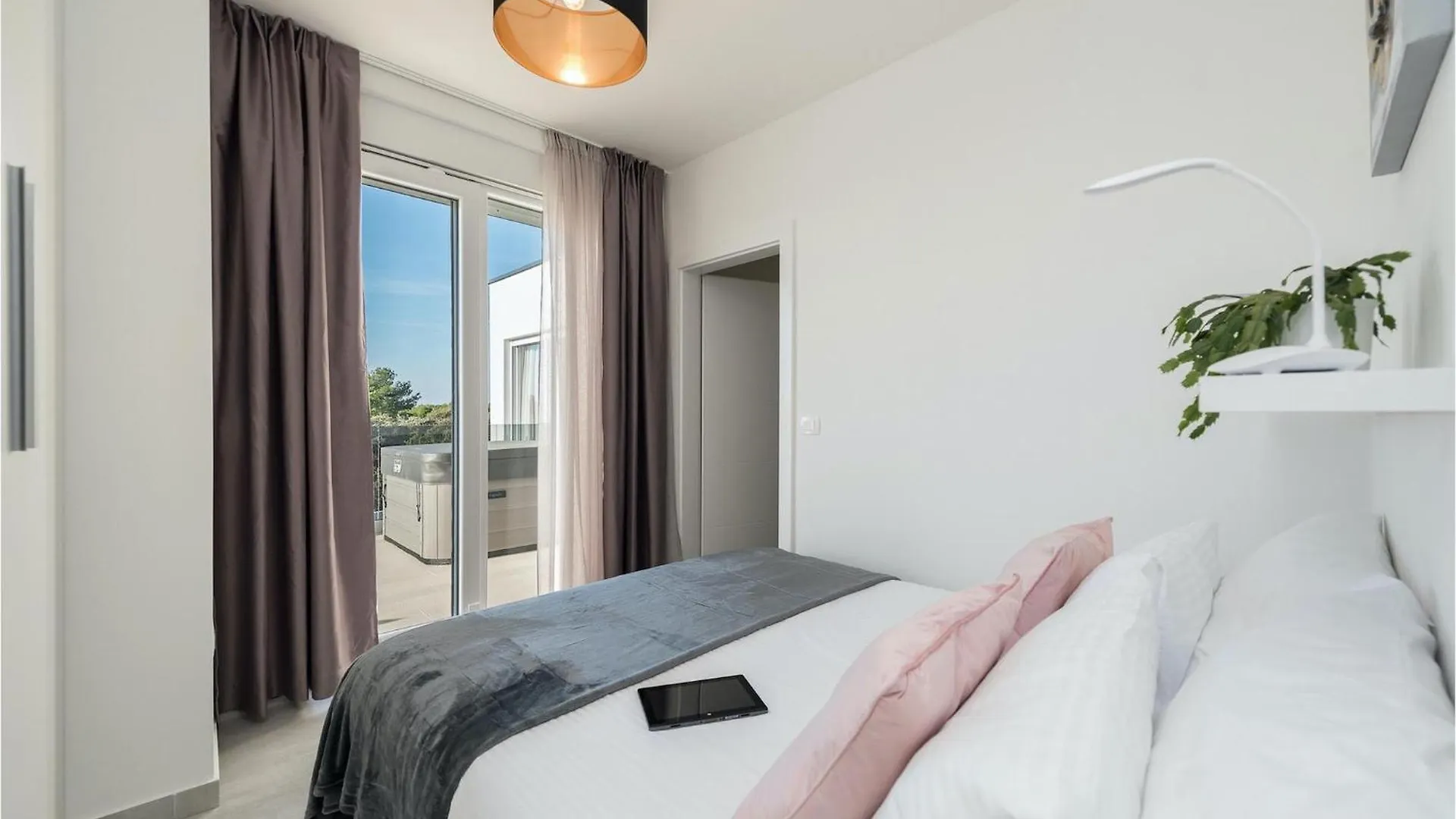 Villa Pollux Zadar 0*,  Croatia
